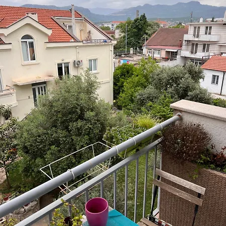 Apartman Zvjezdice דירה *